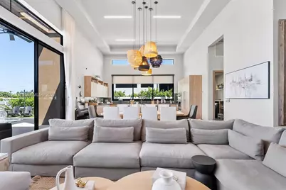 2215 NE 19th St, Fort Lauderdale, FL 33305 - Photo 7