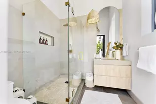 2215 NE 19th St, Fort Lauderdale, FL 33305 - Photo 45