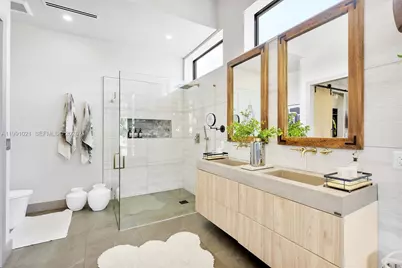 2215 NE 19th St, Fort Lauderdale, FL 33305 - Photo 25