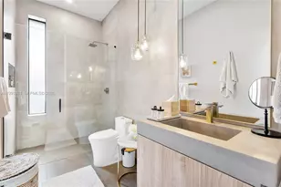 2215 NE 19th St, Fort Lauderdale, FL 33305 - Photo 39