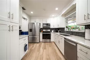 401 NW 83rd Way, Pembroke Pines, FL 33024 - Photo 5