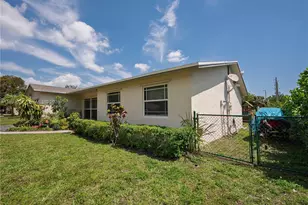 401 NW 83rd Way, Pembroke Pines, FL 33024 - Photo 11
