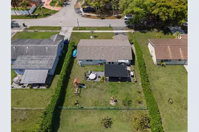 401 NW 83rd Way, Pembroke Pines, FL 33024 - Photo 7