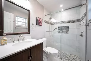 401 NW 83rd Way, Pembroke Pines, FL 33024 - Photo 5