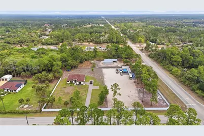 3043 18, Naples, FL 34120 - Photo 11