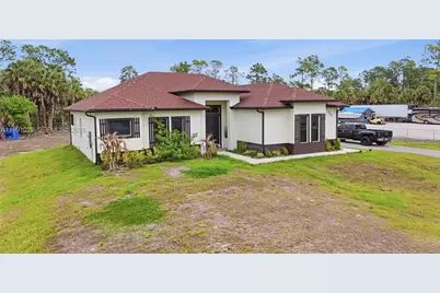 3043 18, Naples, FL 34120 - Photo 5