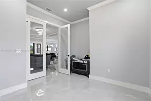 3043 18, Naples, FL 34120 - Photo 33