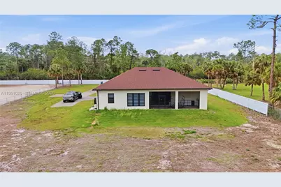 3043 18, Naples, FL 34120 - Photo 53