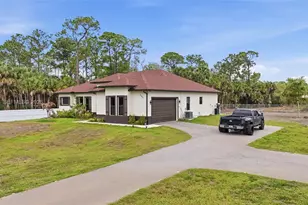 3043 18, Naples, FL 34120 - Photo 7