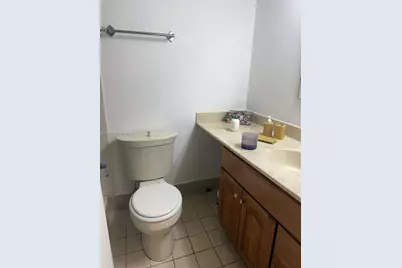 2 Briarwood Cir #212, Hollywood, FL 33024 - Photo 19