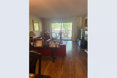 2 Briarwood Cir #212, Hollywood, FL 33024 - Photo 11