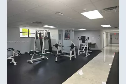 600 Parkview Dr #717, Hallandale Beach, FL 33009 - Photo 29