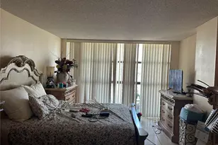 600 Parkview Dr, Hallandale Beach, FL 33009 - Photo 17