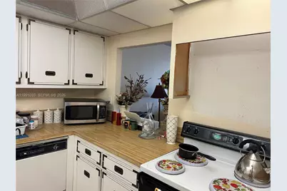 600 Parkview Dr #717, Hallandale Beach, FL 33009 - Photo 15