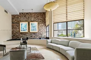600 Parkview Dr, Hallandale Beach, FL 33009 - Photo 21