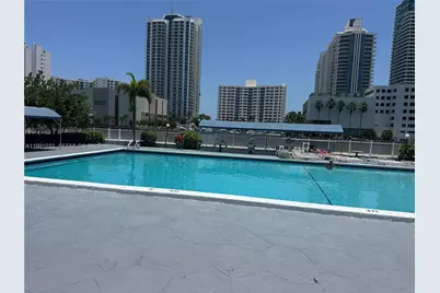 600 Parkview Dr #717, Hallandale Beach, FL 33009 - Photo 27