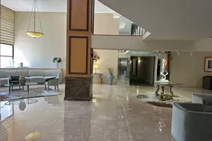 600 Parkview Dr, Hallandale Beach, FL 33009 - Photo 5