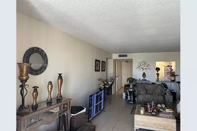 600 Parkview Dr #717, Hallandale Beach, FL 33009 - Photo 11