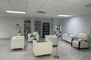600 Parkview Dr, Hallandale Beach, FL 33009 - Photo 31