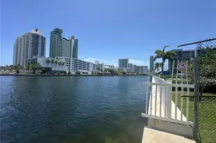 600 Parkview Dr, Hallandale Beach, FL 33009 - Photo 23