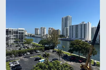 600 Parkview Dr #717, Hallandale Beach, FL 33009 - Photo 9