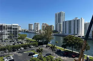 600 Parkview Dr, Hallandale Beach, FL 33009 - Photo 9