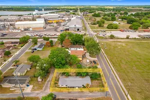 627 Washington Ave, Lake Wales, FL 33853 - Photo 3
