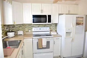 9800 Sunrise Lakes Blvd, Sunrise, FL 33322 - Photo 15