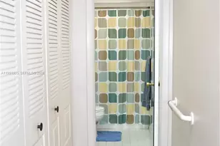 9800 Sunrise Lakes Blvd, Sunrise, FL 33322 - Photo 19