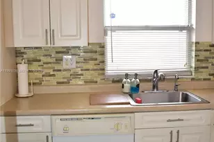 9800 Sunrise Lakes Blvd, Sunrise, FL 33322 - Photo 13