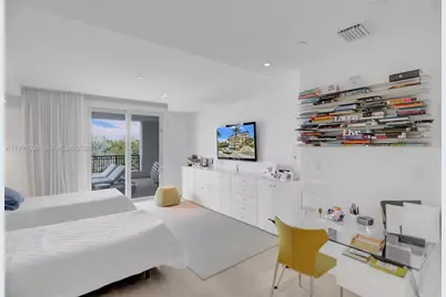 3535 Hiawatha Ave #405, Miami, FL 33133 - Photo 25