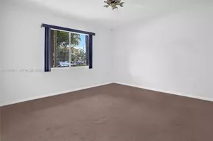 900 SW 142nd Ave, Pembroke Pines, FL 33027 - Photo 17