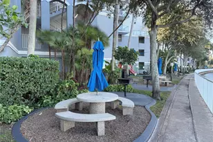 5077 NW 7th St, Miami, FL 33126 - Photo 27