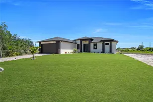 2707 29th St, Lehigh Acres, FL 33976 - Photo 3