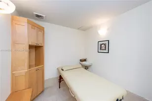 19400 Turnberry Way, Aventura, FL 33180 - Photo 33