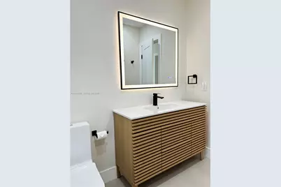 1240 S Cypress Rd, Pompano Beach, FL 33060 - Photo 15