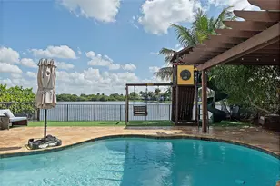 11332 SW 12th St, Pembroke Pines, FL 33025 - Photo 51