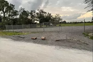 281 Avenida Del Centro Montura, Clewiston, FL 33440 - Photo 1