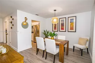 9341 Green Meadows Way, Palm Beach Gardens, FL 33418 - Photo 7