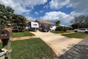 5171 SW 20th St, Plantation, FL 33317 - Photo 5