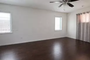 15182 SW 171st St, Miami, FL 33187 - Photo 7