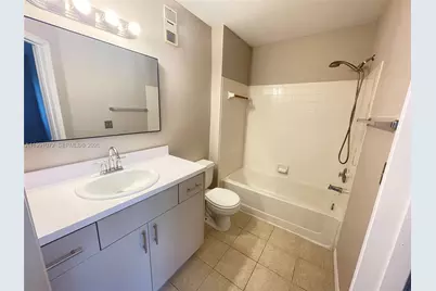 3390 N Pinewalk Dr N #1027, Margate, FL 33063 - Photo 13