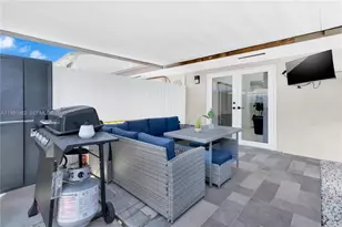 5362 W 24th Ave, Hialeah, FL 33016 - Photo 31