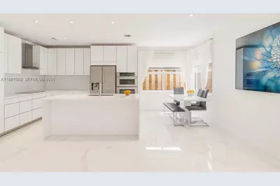 8770 SW 204th St, Cutler Bay, FL 33189 - Photo 3