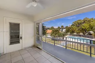 270 Layne Blvd, Hallandale Beach, FL 33009 - Photo 15