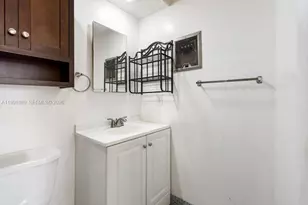 270 Layne Blvd, Hallandale Beach, FL 33009 - Photo 13