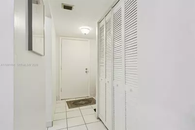 3050 N Holiday Springs Blvd #101, Margate, FL 33063 - Photo 11
