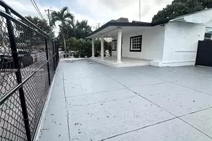 248 SW 18th Ct, Miami, FL 33135 - Photo 3