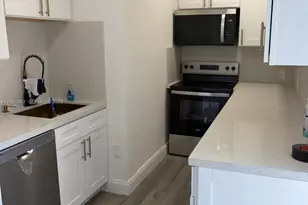 248 SW 18th Ct, Miami, FL 33135 - Photo 7