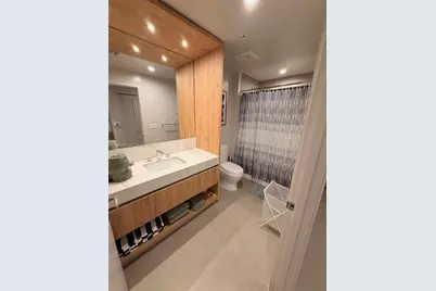 11 NE 6 Street #706, Miami, FL 33132 - Photo 11